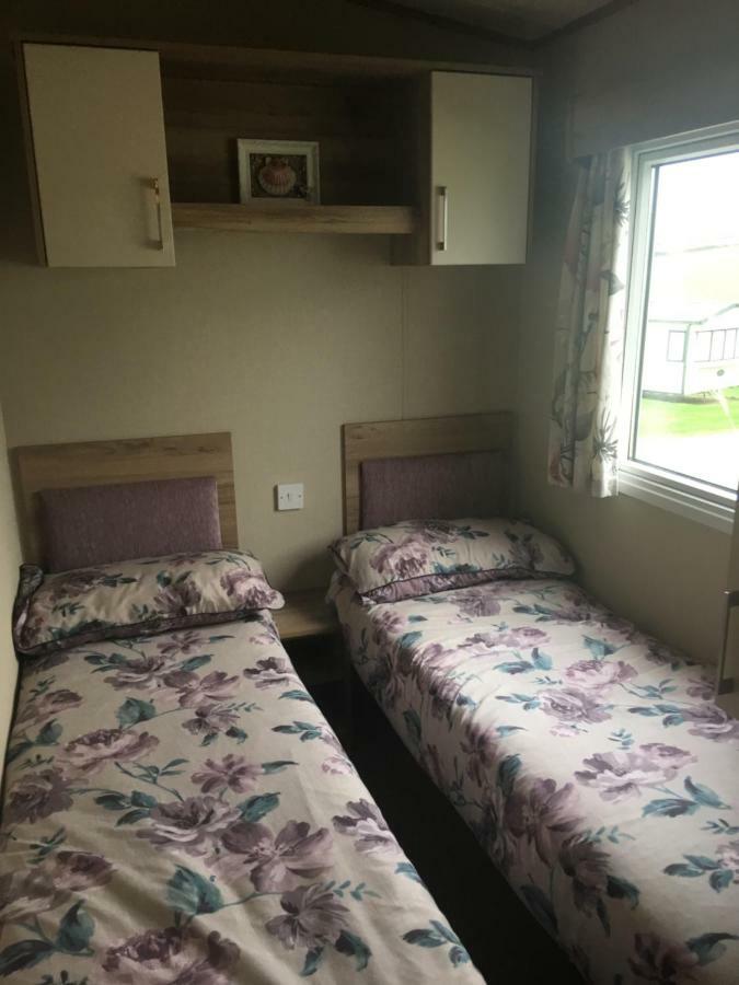 176 @newquay View - Families & Couples Only